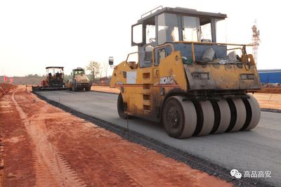 高安再添兩座城市公園 預計本月交付 完善市政道路工程同步推進